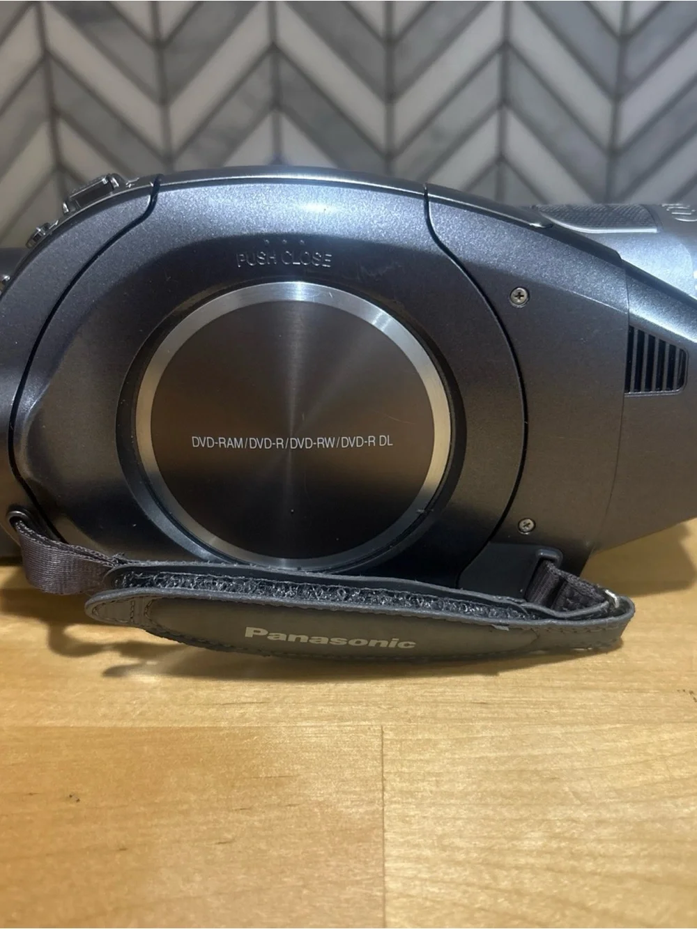 Panasonic HDC-DX1 AVCHD DVD Camcorder Silver - With Battery, Charger And Dvd’s